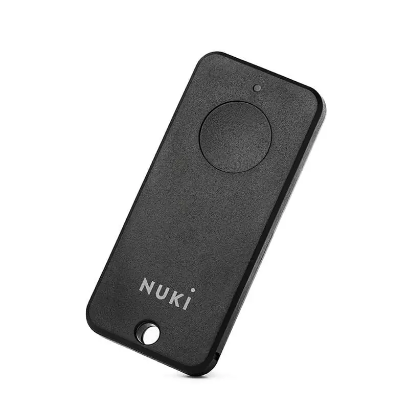 Nuki Fob als kompakte Fernbedienung mit Taste und Schlüsselringöse